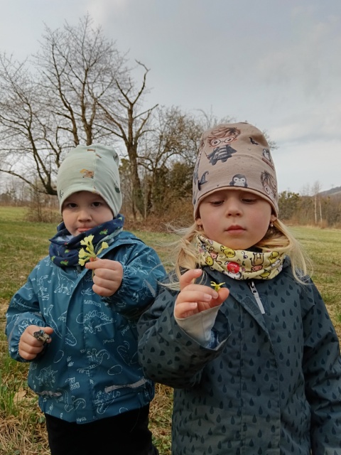 Vítejte v&nbsp;naší pekárně Lesní školka Mladší děti už dokázaly dojít až na vyhlídku. Zkoumali jsme všechno možné pod lupou i mikroskopem. Nebojíme se ani broučků. Nádherné úterý Daisy Mrázková Jak [&hellip;]